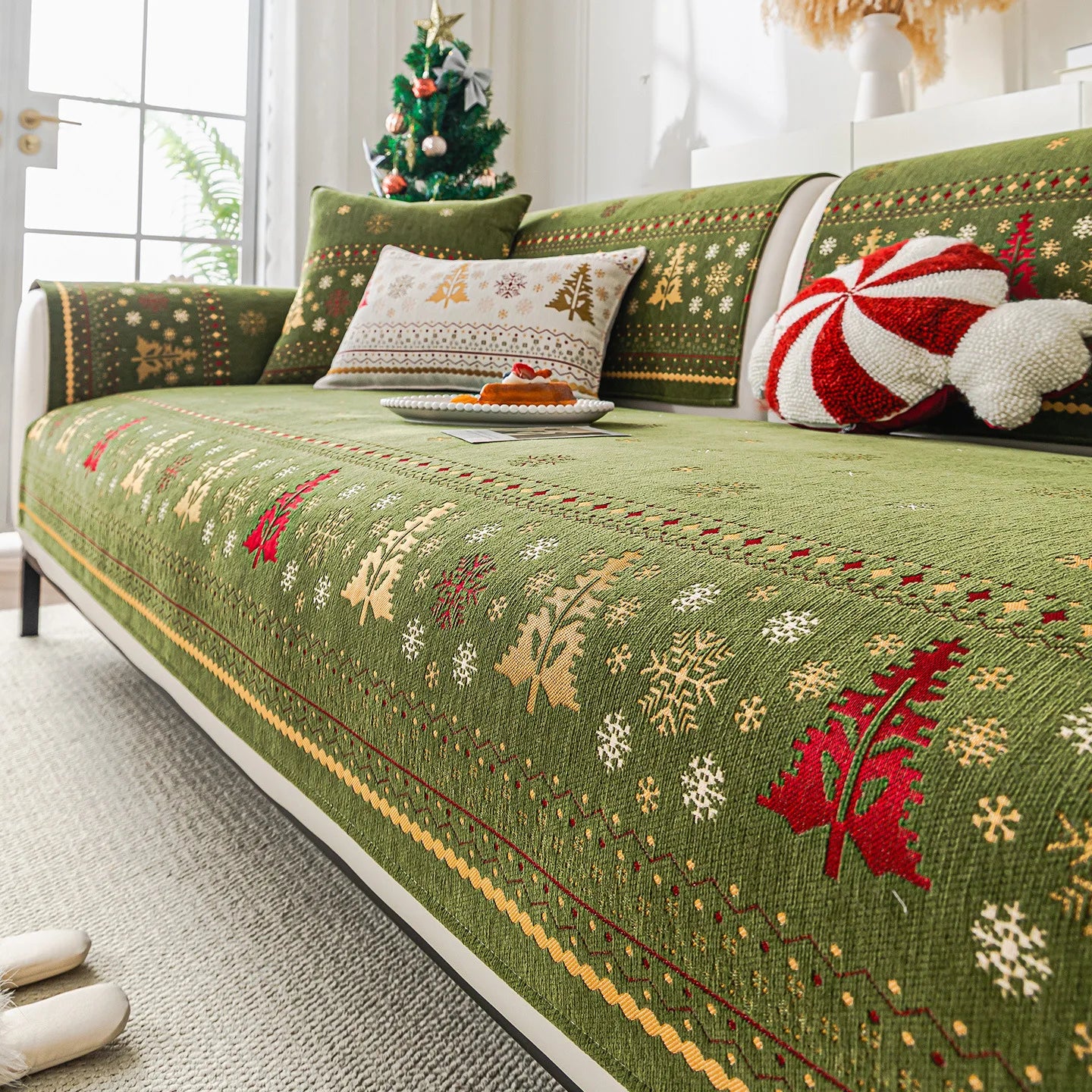 2025 Christmas Tree Sofa Cushion Fixed Anti Slip Nordic Light Luxury Style Sofa Cover Cloth Towel Suitable for All Seasons Soft
